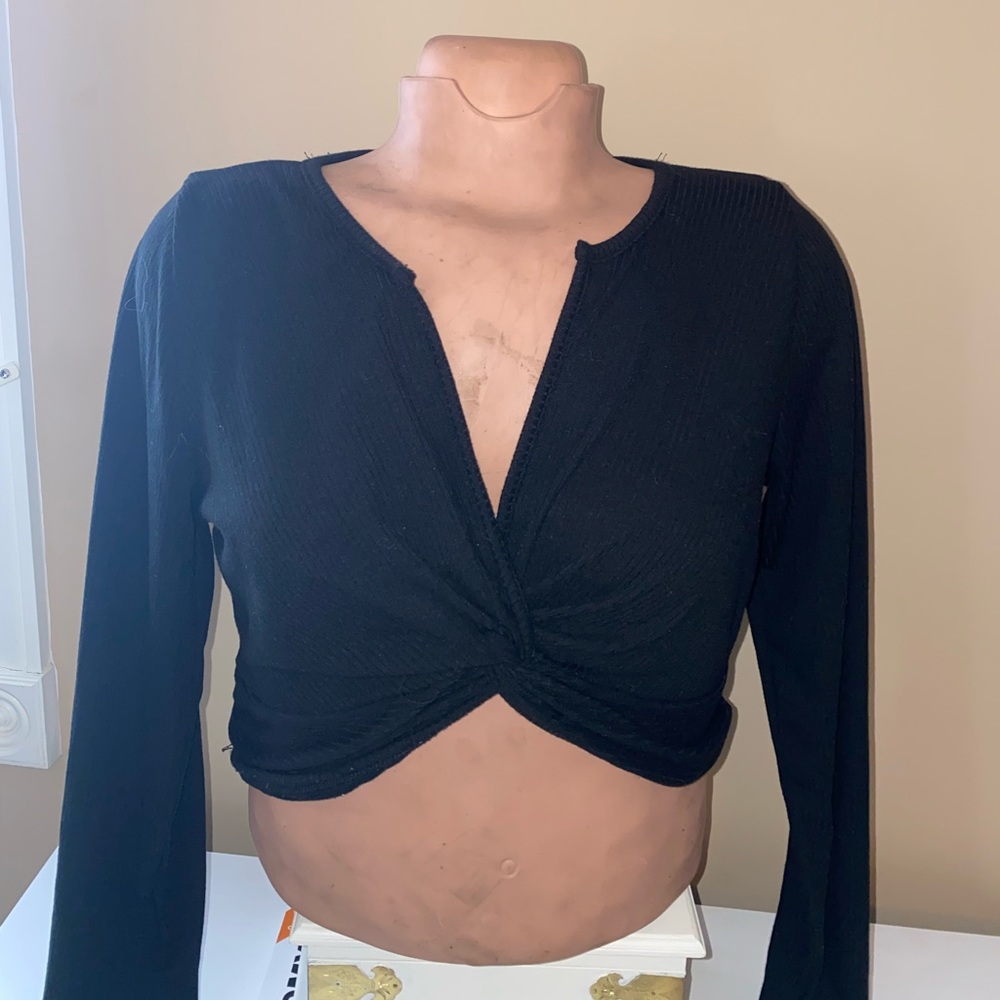 Black long sleeve crop top with deep V
